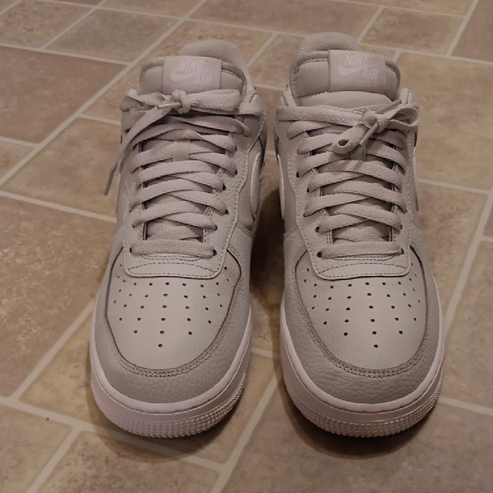 Nike Men's Air Force 1's. Sz 11 Mens. Grey/white Colors
